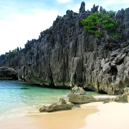 Reddoorz Near Colgante Bridge Naga City Naga (Camarines Sur) Exterior foto
