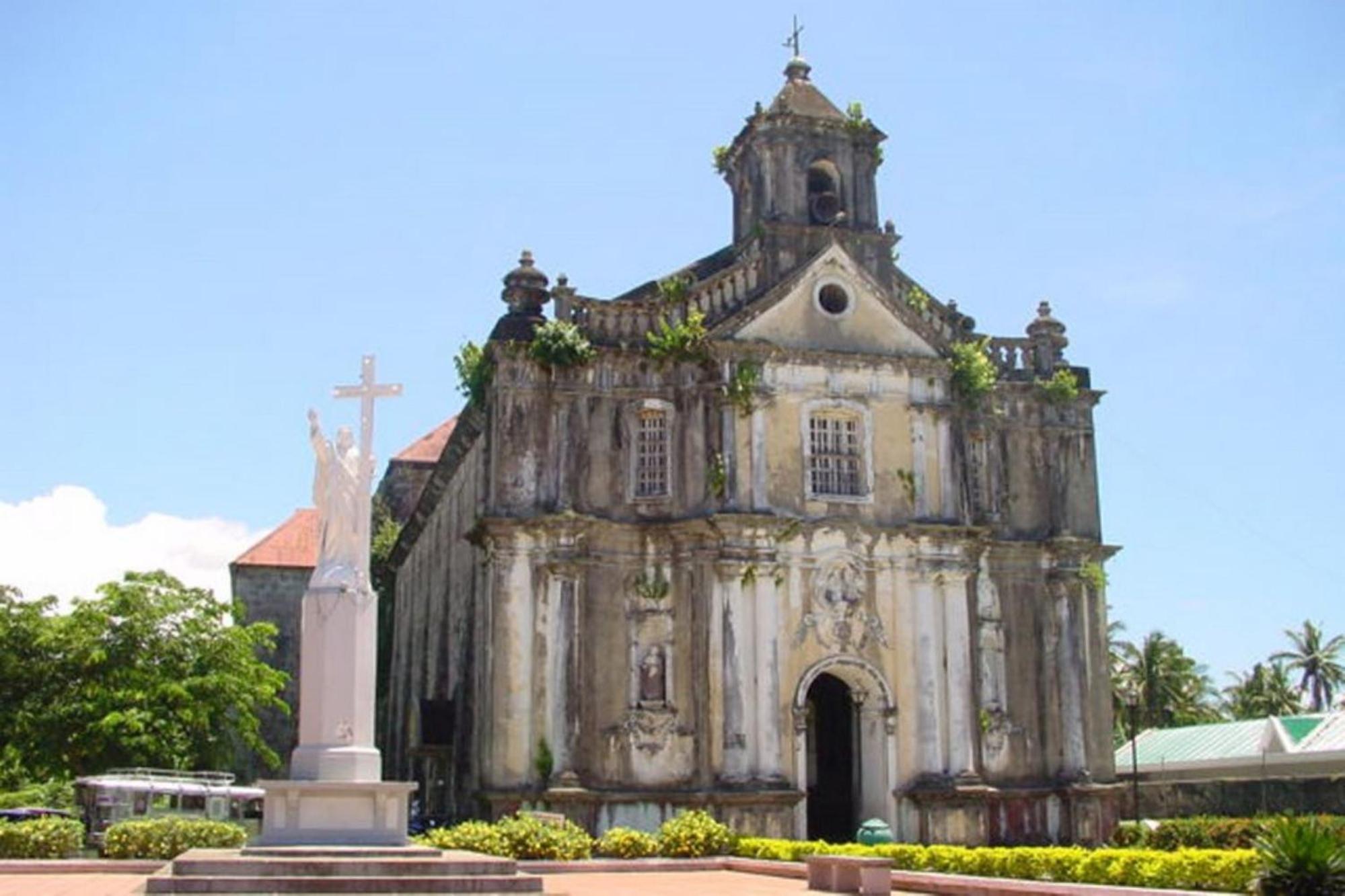 Reddoorz Near Colgante Bridge Naga City Naga (Camarines Sur) Exterior foto